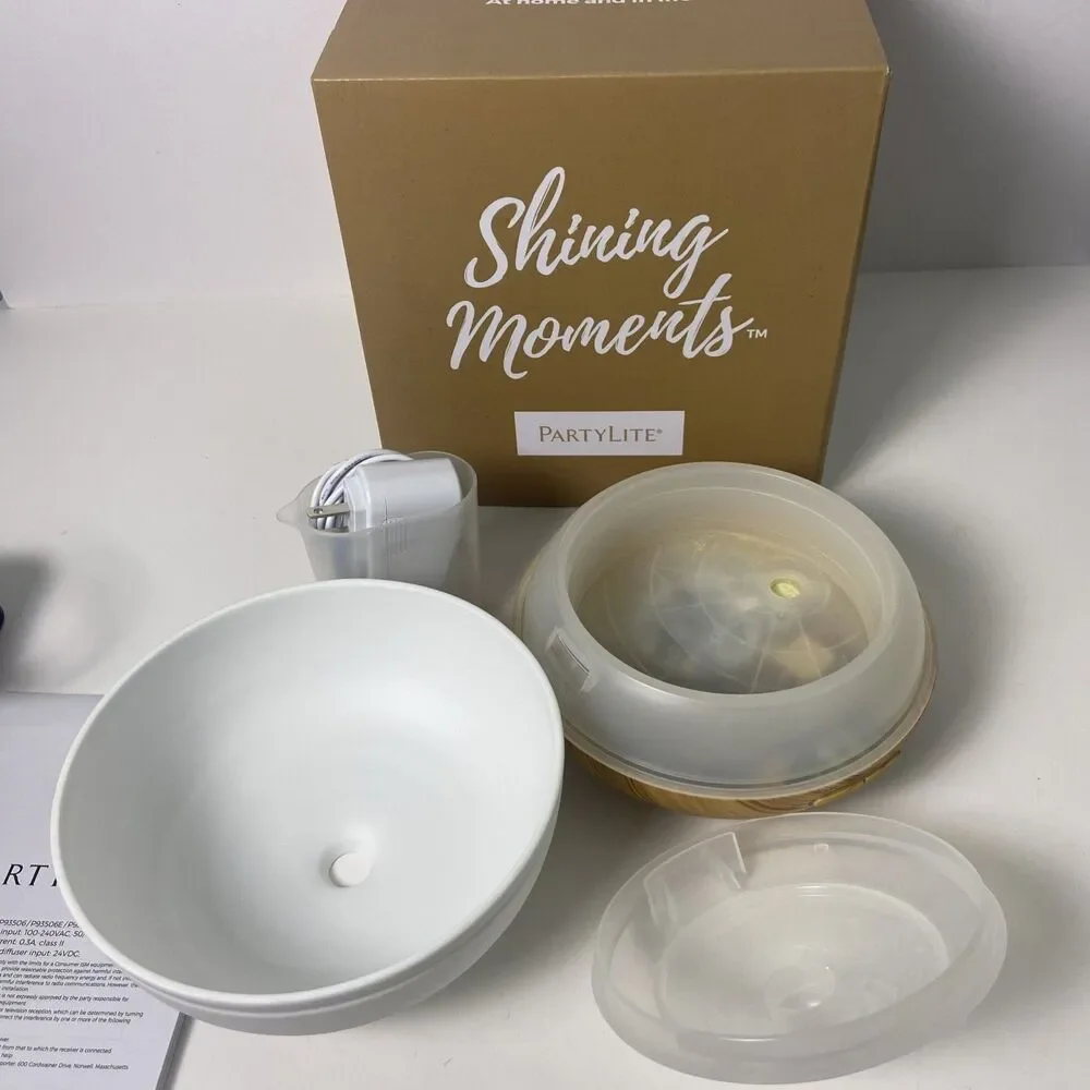 PartyLite Ultrasonic Electric Essential Oil Diffuser Retired P93506A NIB 240V